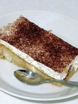 Helppo tiramisu lautasella